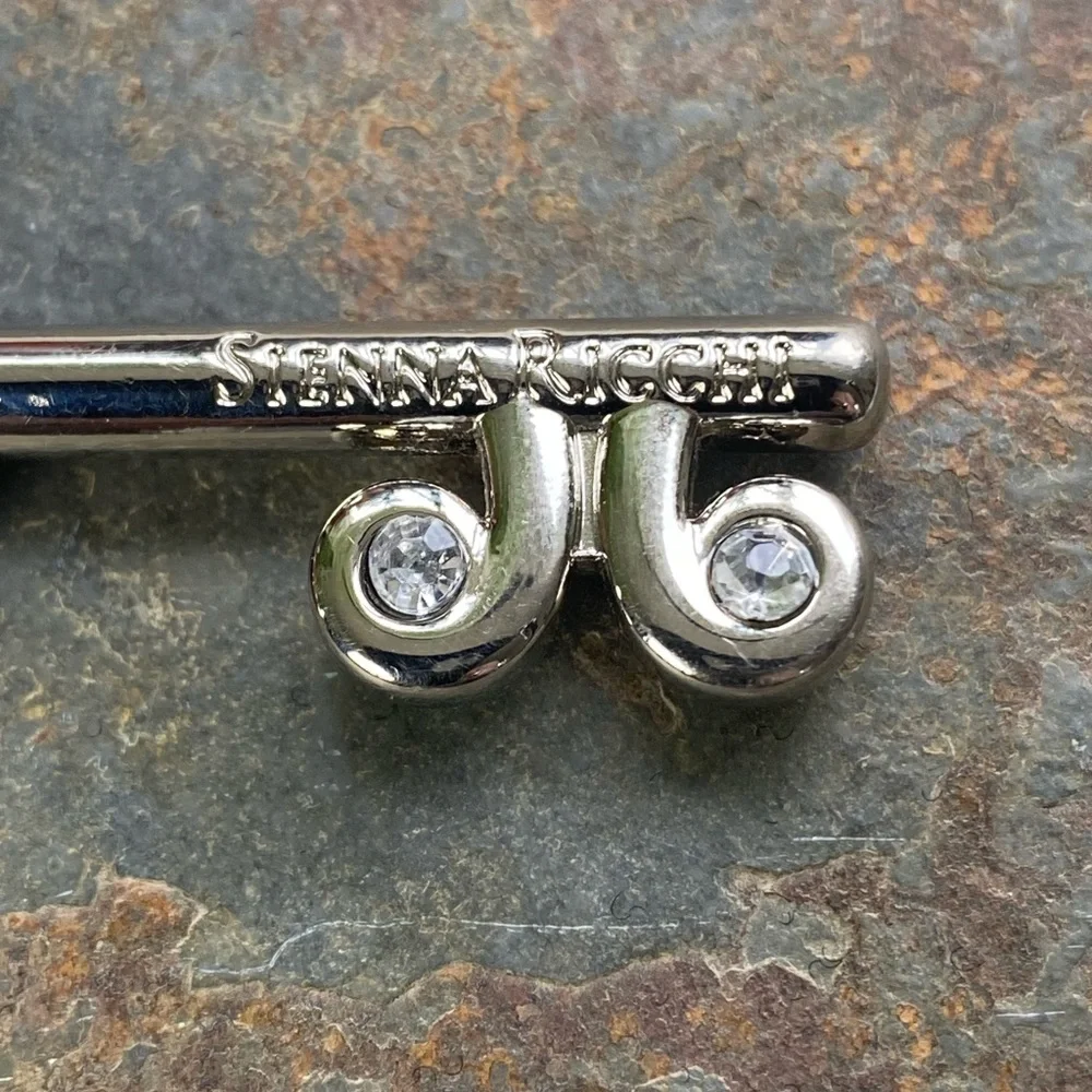 Sienna Ricchi large bag clip keychain skeleton style key with rhinestone 6.5” - Picture 4 of 8